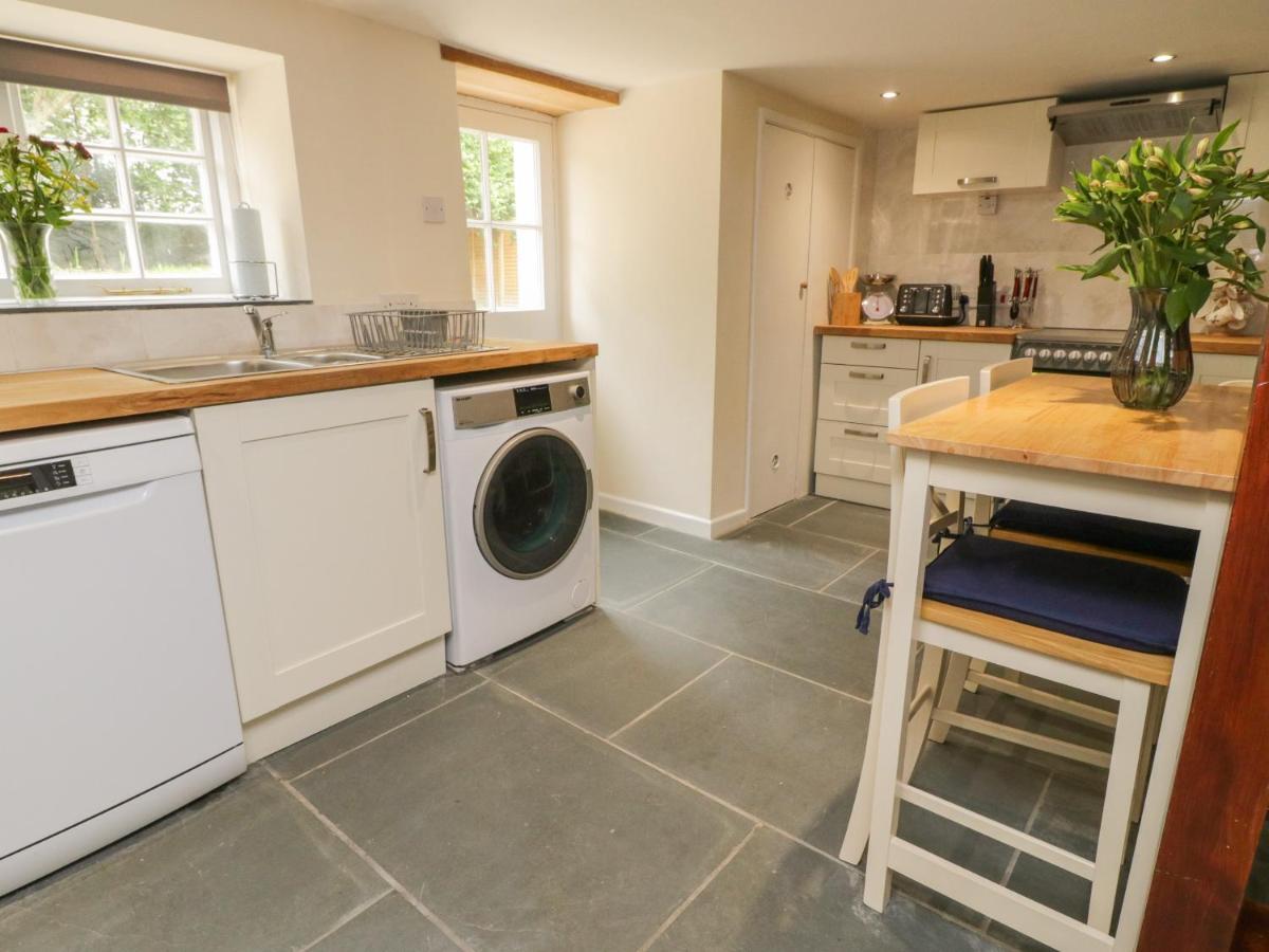 9 Copes Gardens Truro