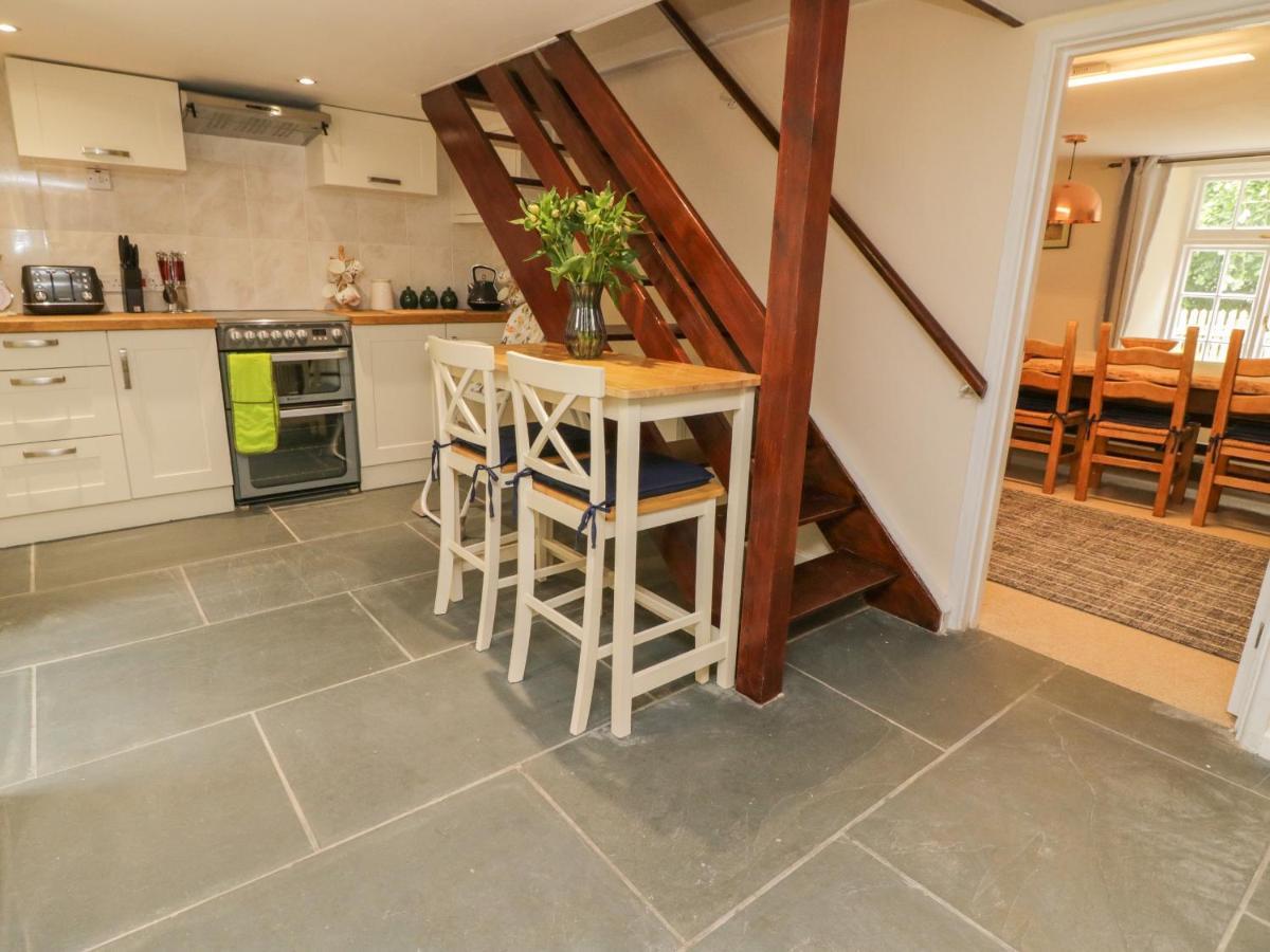 9 Copes Gardens Holiday home