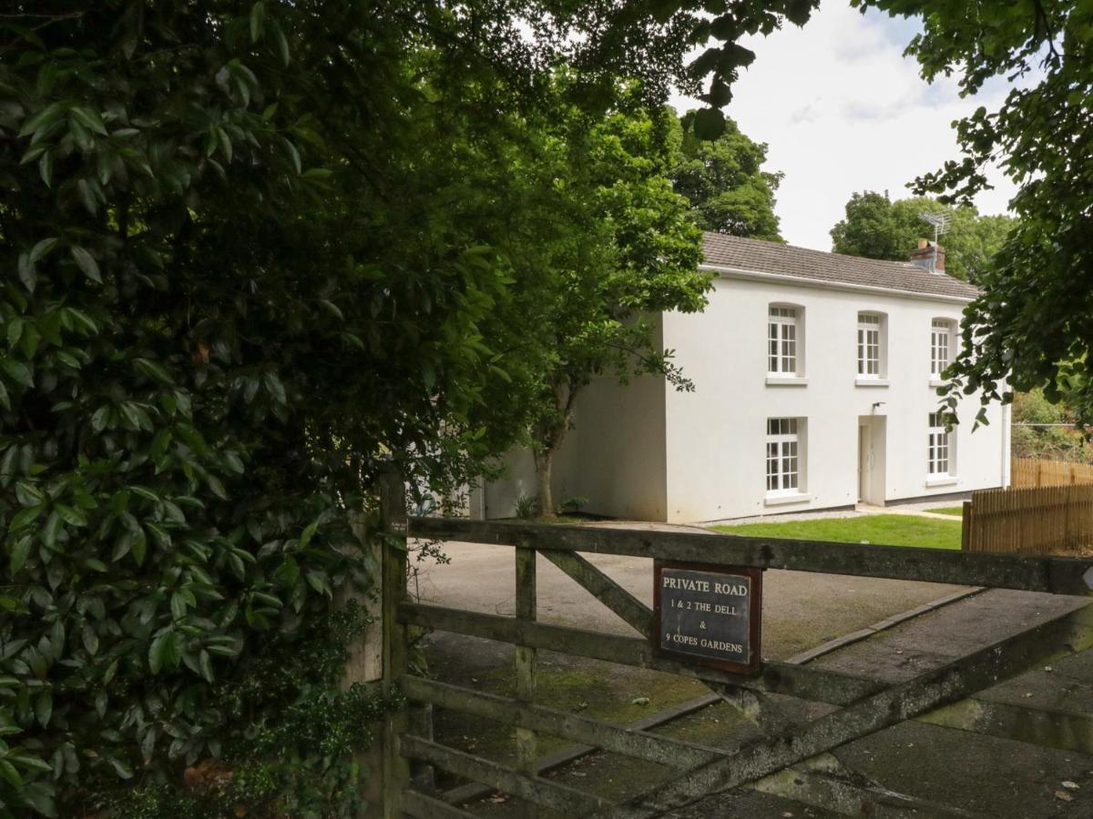 9 Copes Gardens Holiday home