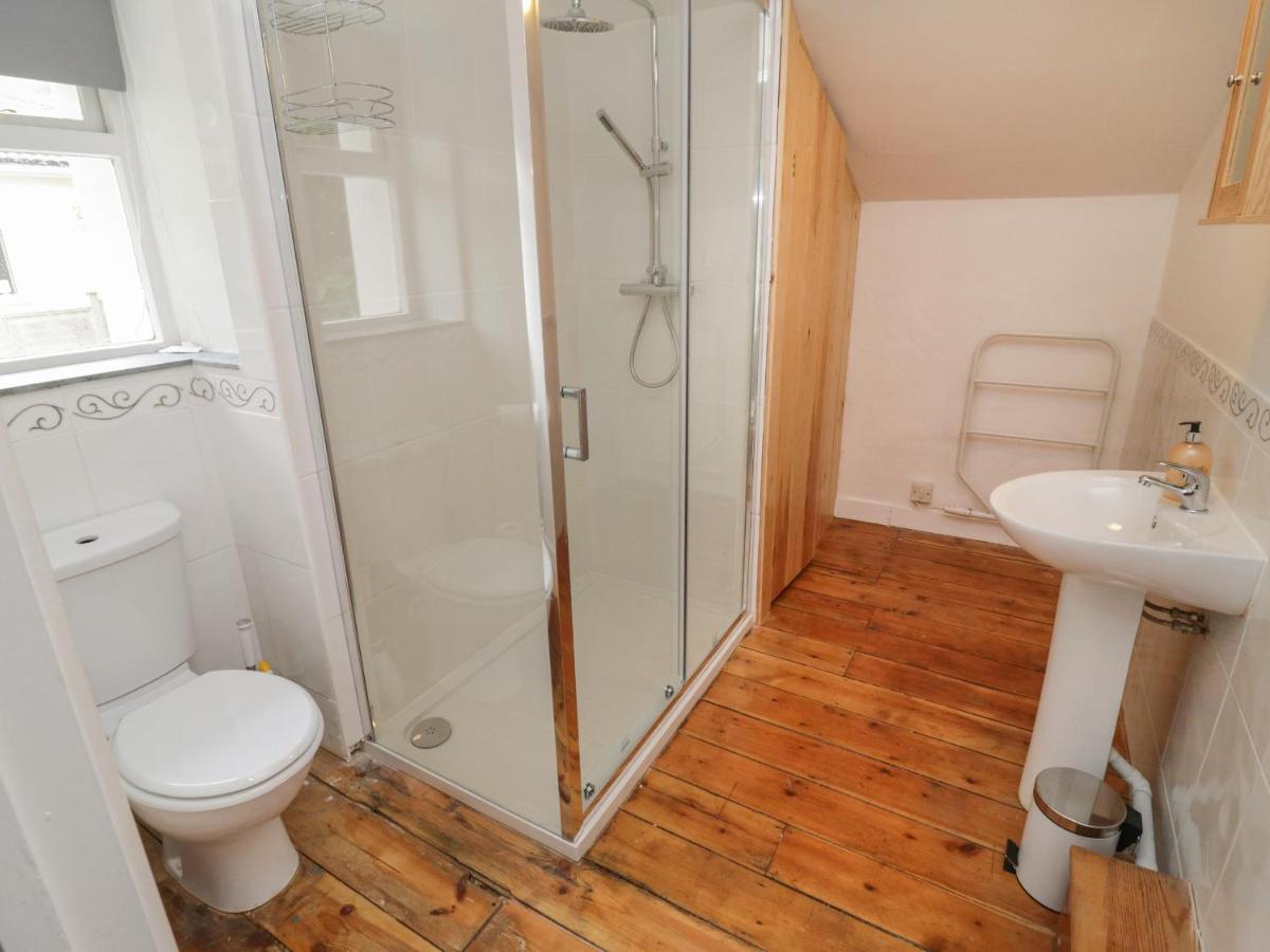 9 Copes Gardens Holiday home